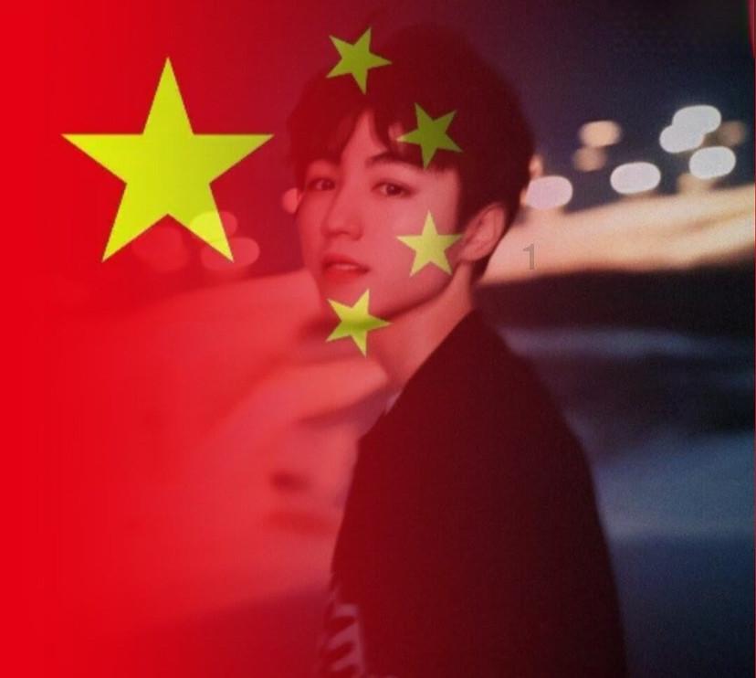 将痰盂当帽子戴，男童不慎被卡住，孩子父母是否存在监护不力的情况呢？